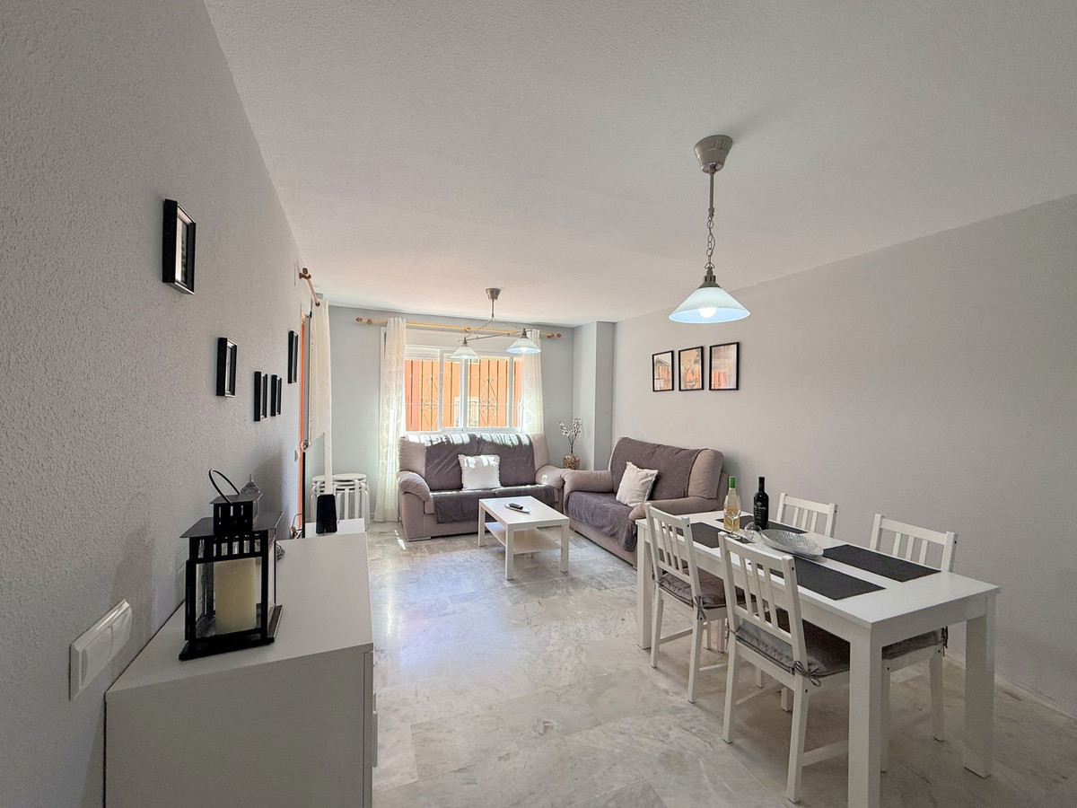 Se vende Apartamento Planta Baja de 2 dormitorios en Costa Del Sol, Málaga, España