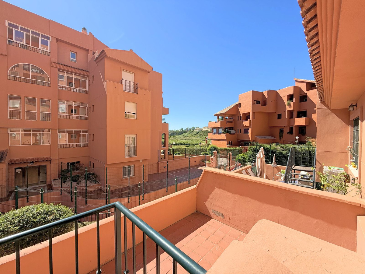 Se vende Apartamento Planta Baja de 2 dormitorios en Costa Del Sol, Málaga, España