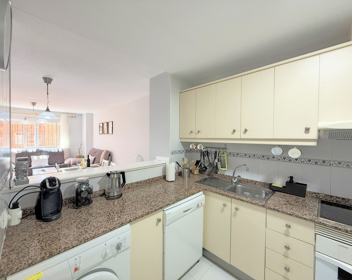 Se vende Apartamento Planta Baja de 2 dormitorios en Costa Del Sol, Málaga, España
