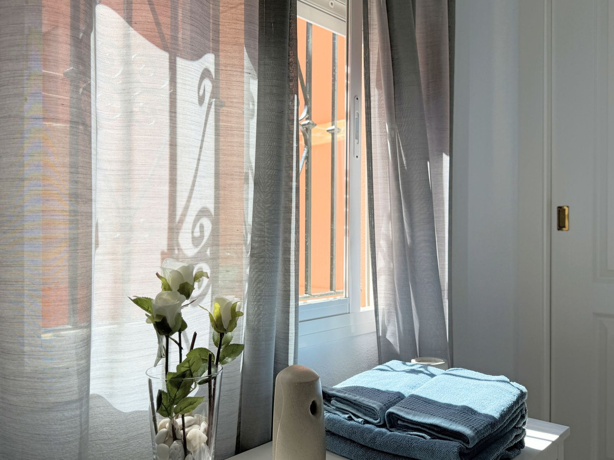 Se vende Apartamento Planta Baja de 2 dormitorios en Costa Del Sol, Málaga, España