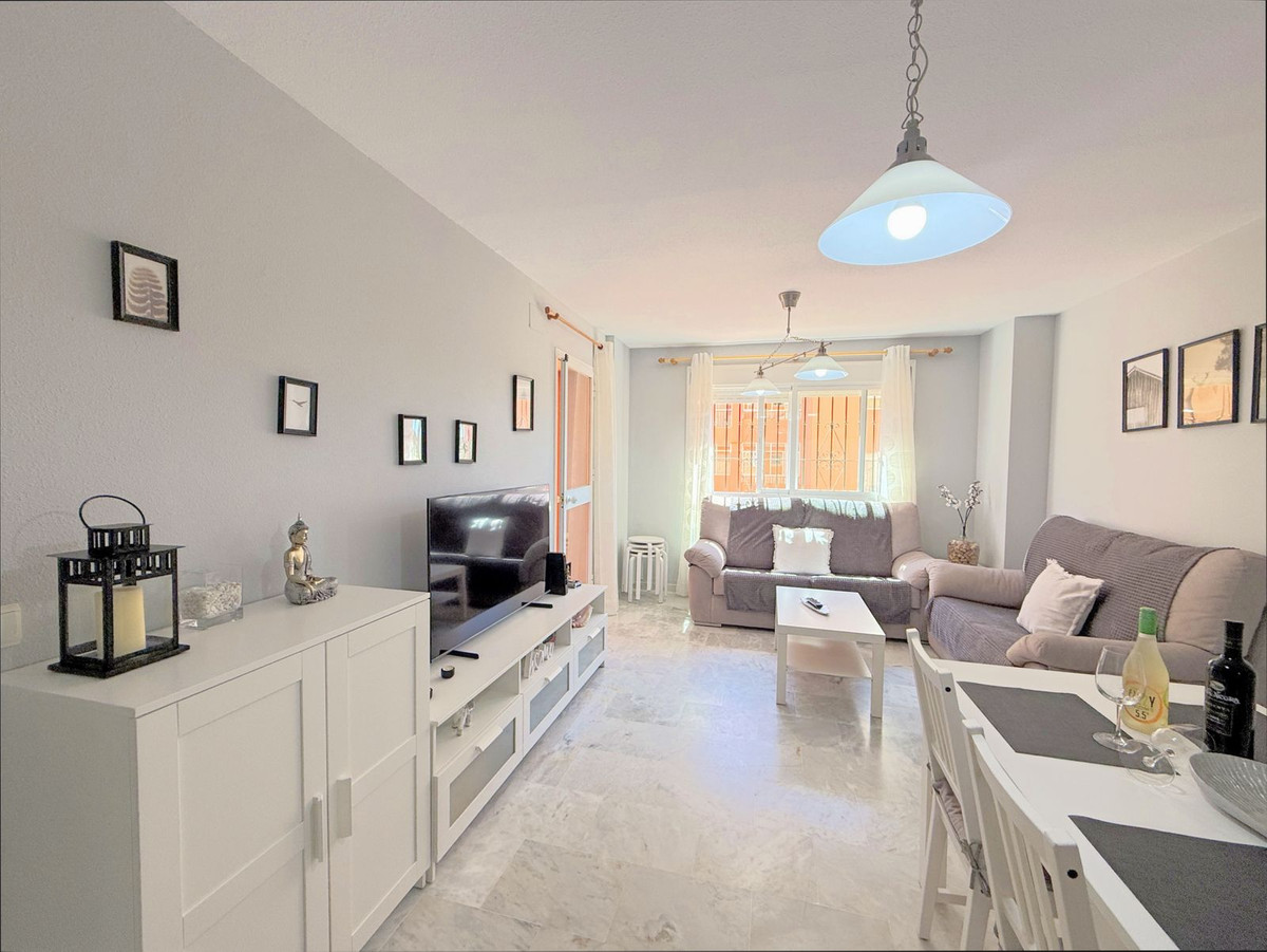 Se vende Apartamento Planta Baja de 2 dormitorios en Costa Del Sol, Málaga, España