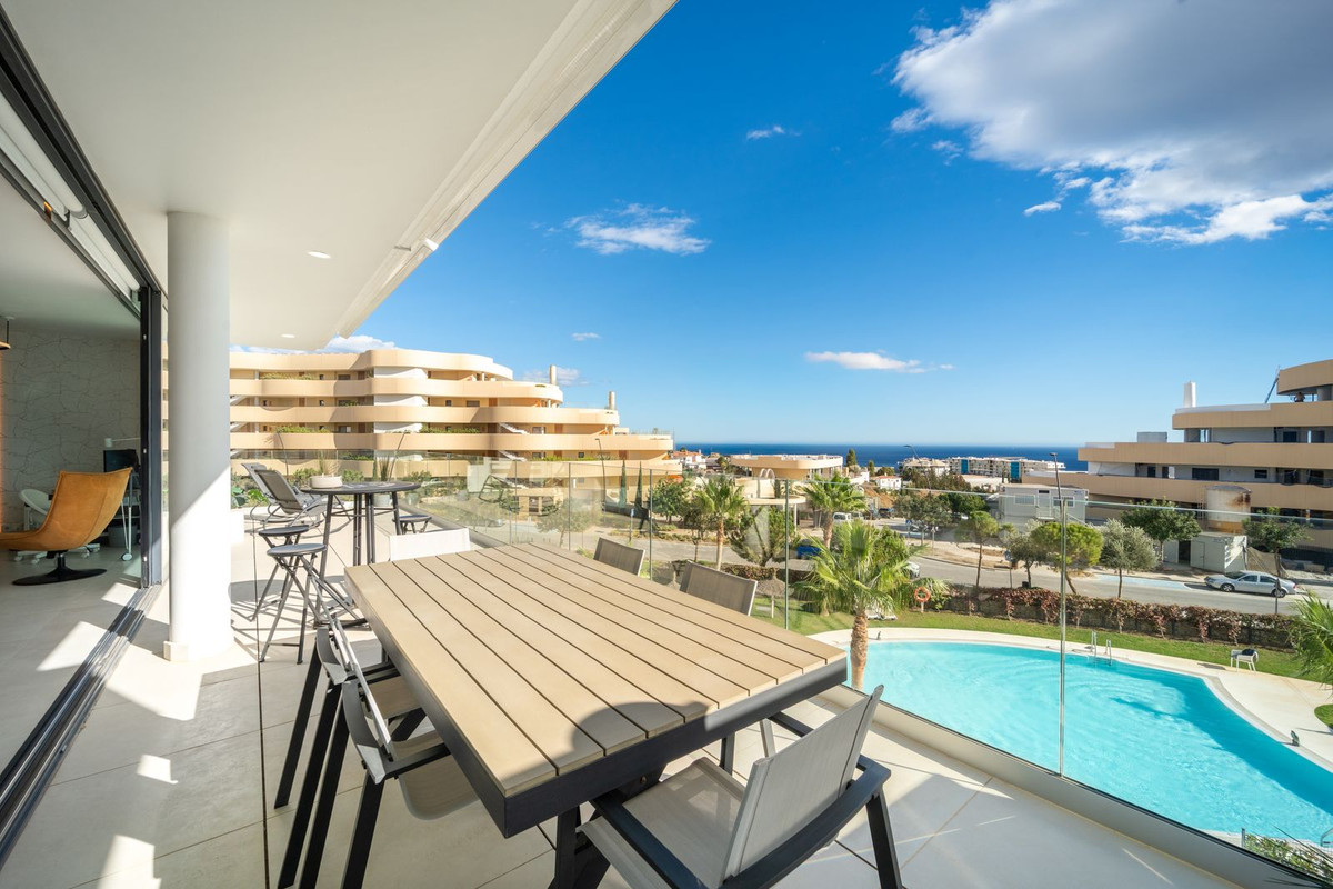 Se vende Apartamento Planta Media de 3 dormitorios en Costa Del Sol, Málaga, España