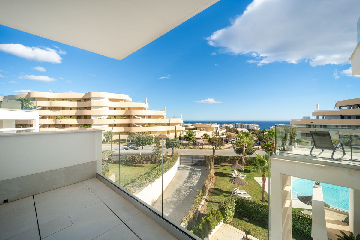 Se vende Apartamento Planta Media de 3 dormitorios en Costa Del Sol, Málaga, España