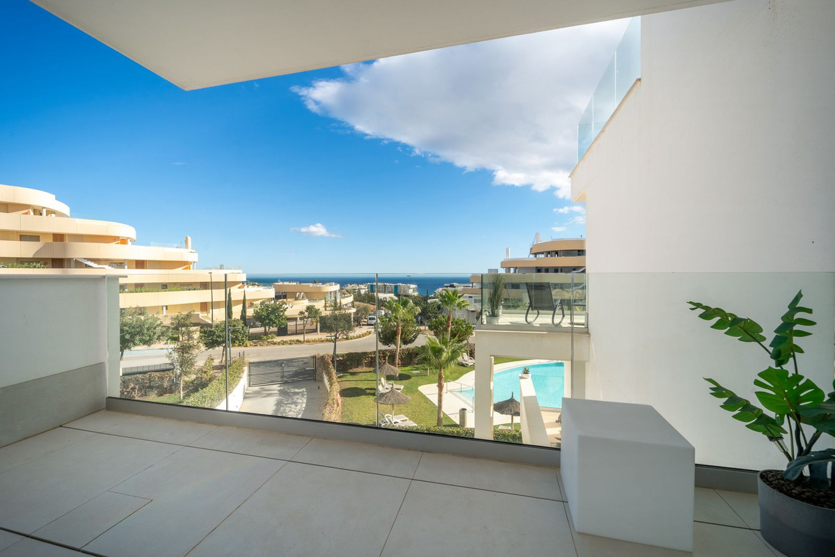 Se vende Apartamento Planta Media de 3 dormitorios en Costa Del Sol, Málaga, España