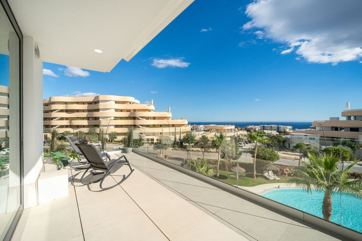 Se vende Apartamento Planta Media de 3 dormitorios en Costa Del Sol, Málaga, España
