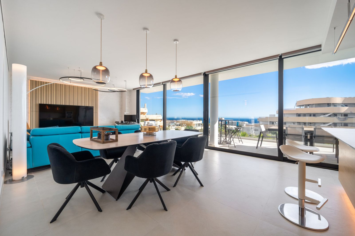 Se vende Apartamento Planta Media de 3 dormitorios en Costa Del Sol, Málaga, España