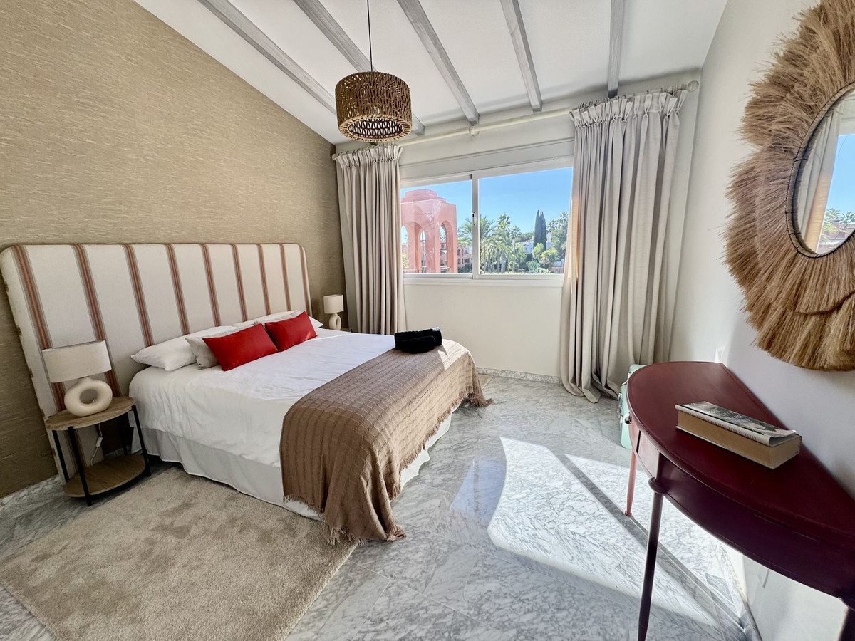 4 Bed Apartment for sale in Guadalmina Baja Costa Del Sol, Málaga, Spain