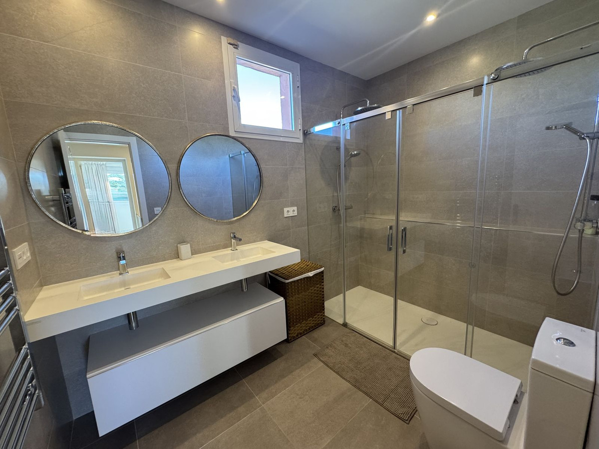 4 Bed Apartment for sale in Guadalmina Baja Costa Del Sol, Málaga, Spain