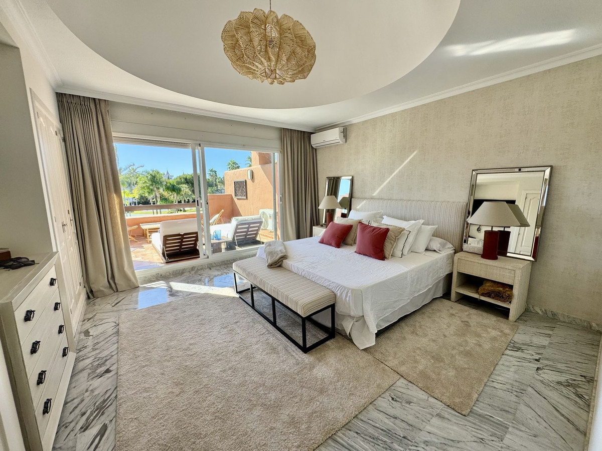 4 Bed Apartment for sale in Guadalmina Baja Costa Del Sol, Málaga, Spain