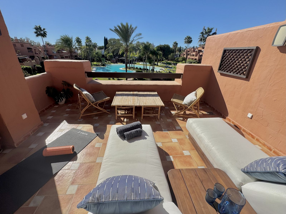 4 Bed Apartment for sale in Guadalmina Baja Costa Del Sol, Málaga, Spain