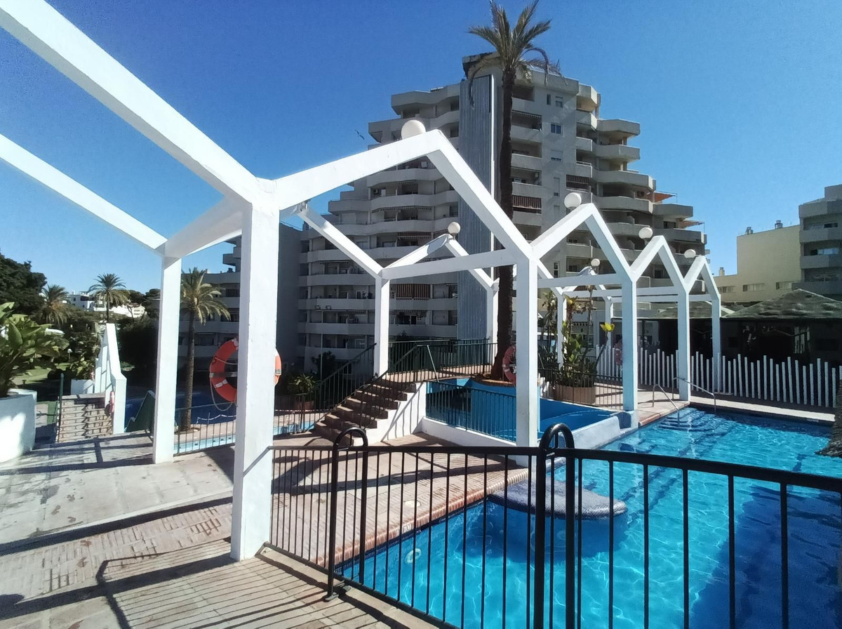Se vende Estudio Planta Media  en Costa Del Sol, Málaga, España