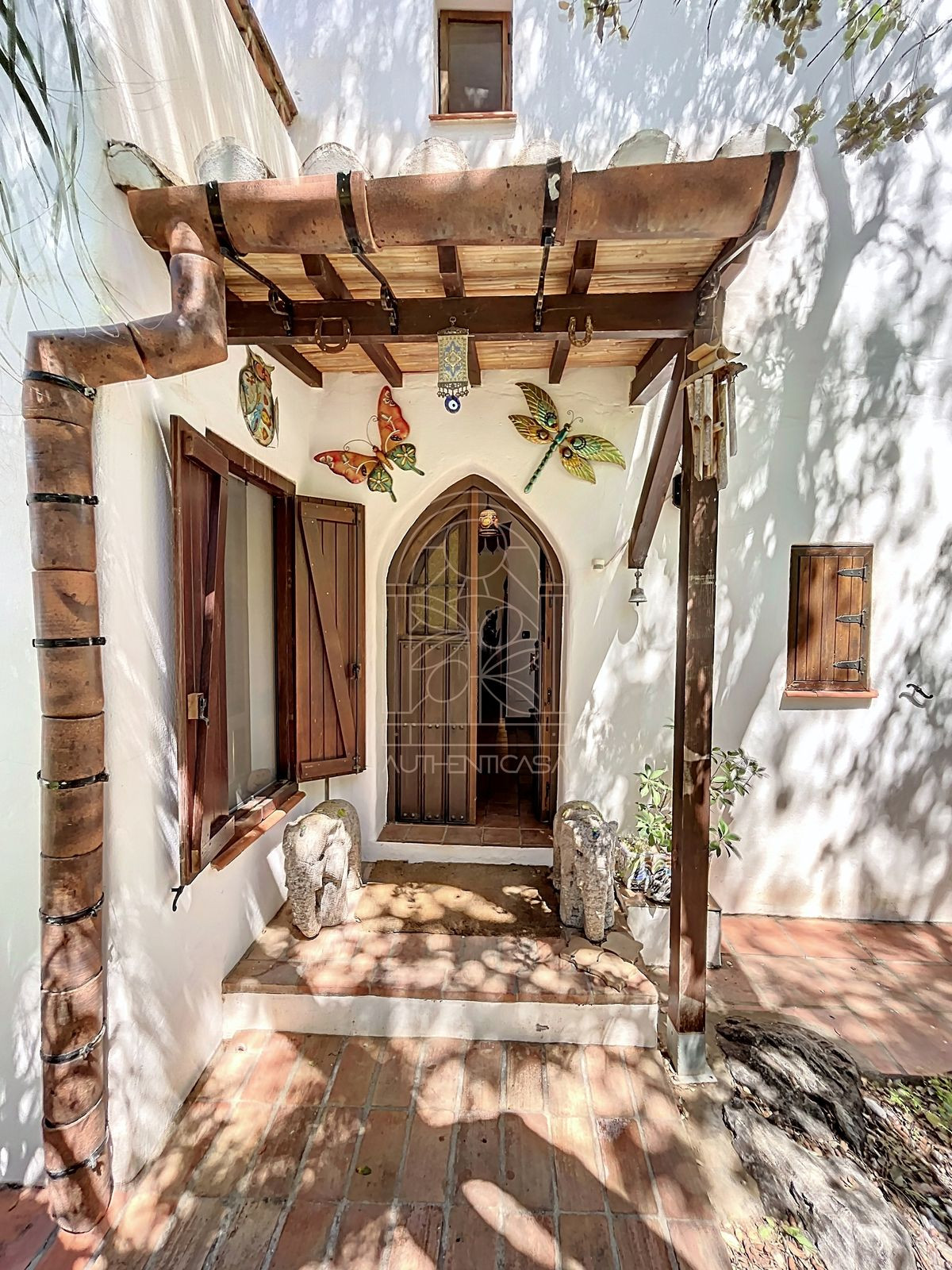 4 Bed Townhouse for sale in Comares Costa Del Sol East, Málaga, Spain