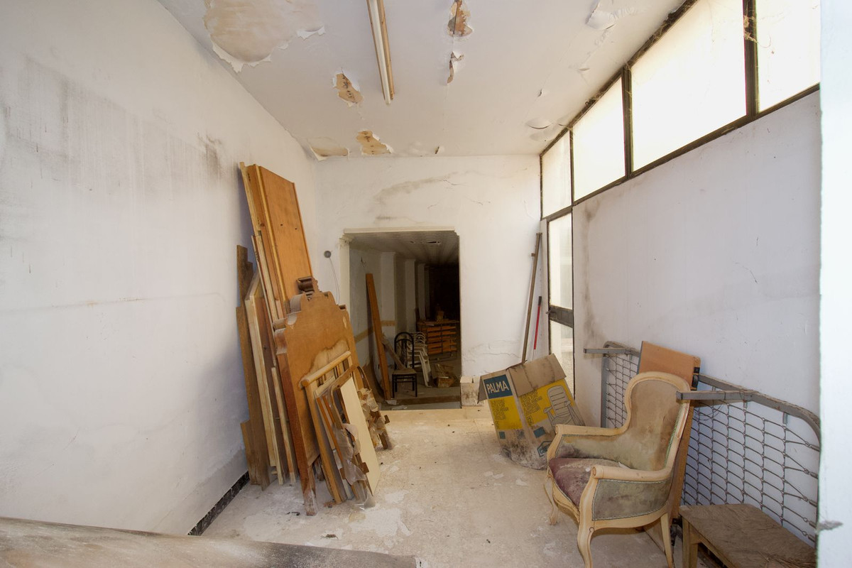 Commercial unit for sale in Coín Costa Del Sol, Málaga, Spain