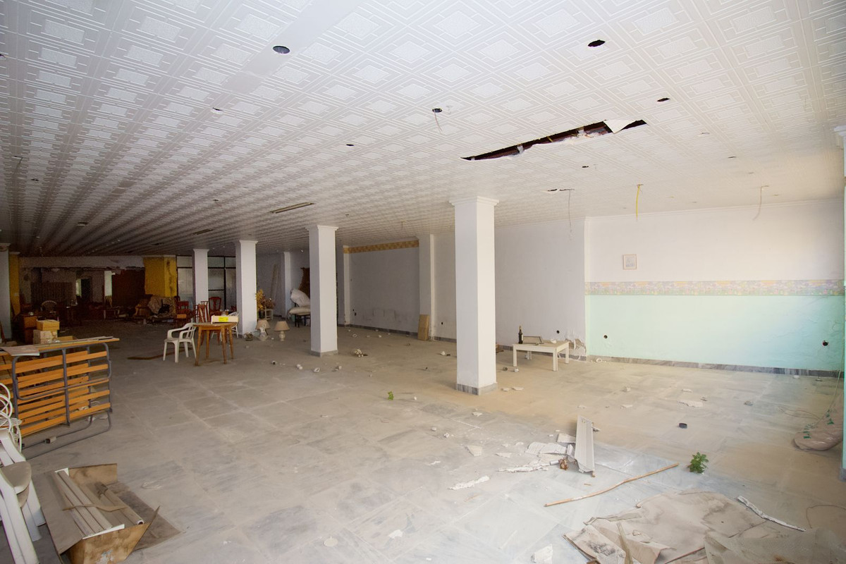 Commercial unit for sale in Coín Costa Del Sol, Málaga, Spain