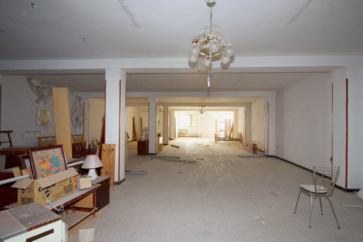 Commercial unit for sale in Coín Costa Del Sol, Málaga, Spain