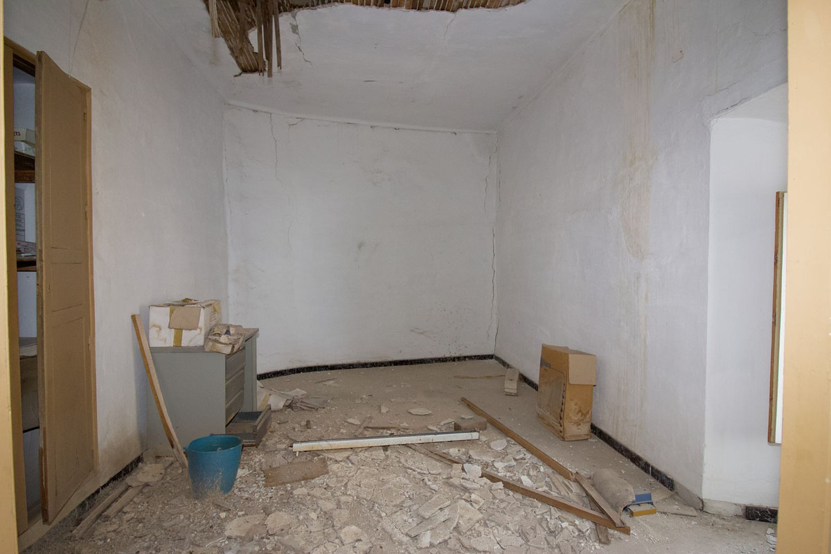 Commercial unit for sale in Coín Costa Del Sol, Málaga, Spain