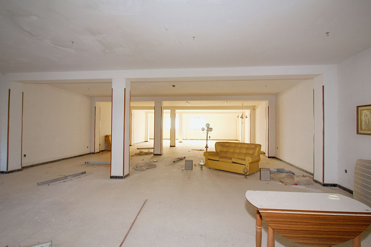 Commercial unit for sale in Coín Costa Del Sol, Málaga, Spain