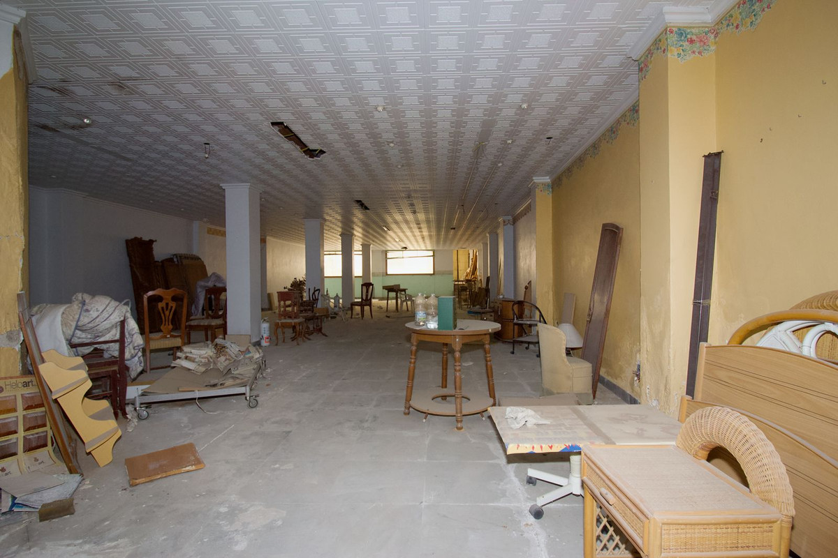 Commercial unit for sale in Coín Costa Del Sol, Málaga, Spain
