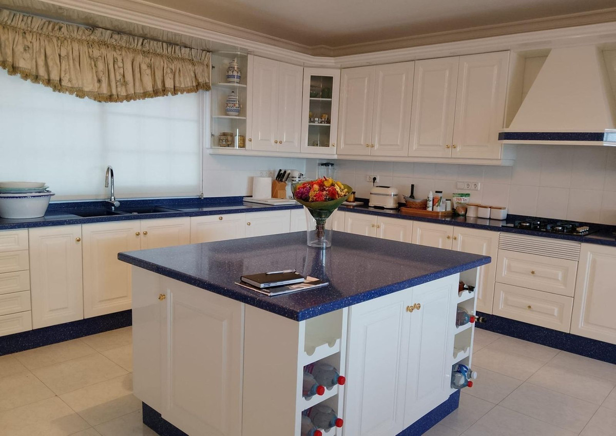 Se vende Villa - Chalet de 5 dormitorios en Costa Calida, Murcia, España