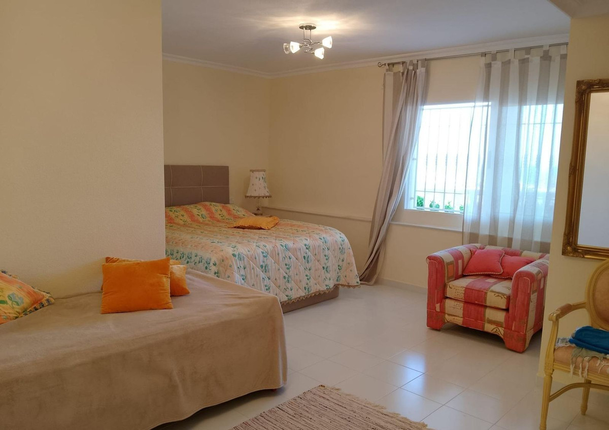 Se vende Villa - Chalet de 5 dormitorios en Costa Calida, Murcia, España