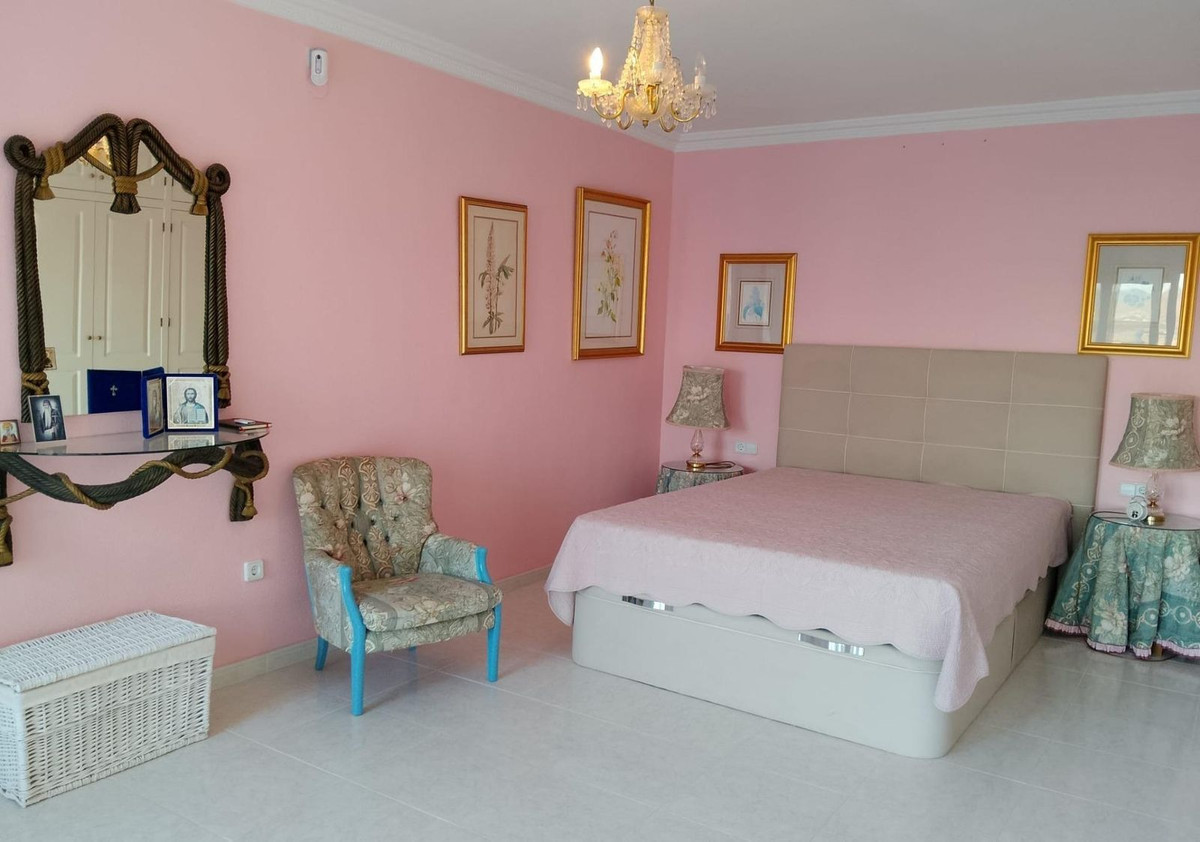 Se vende Villa - Chalet de 5 dormitorios en Costa Calida, Murcia, España