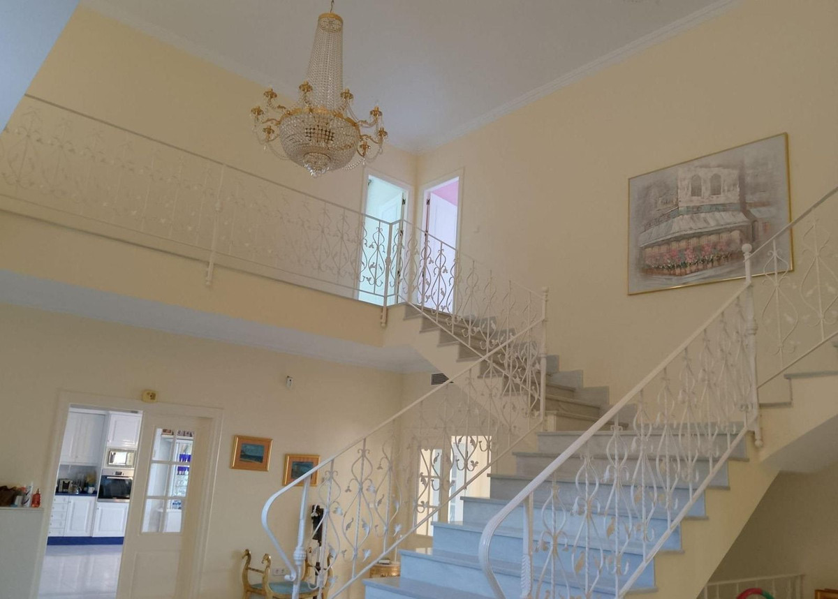 Se vende Villa - Chalet de 5 dormitorios en Costa Calida, Murcia, España