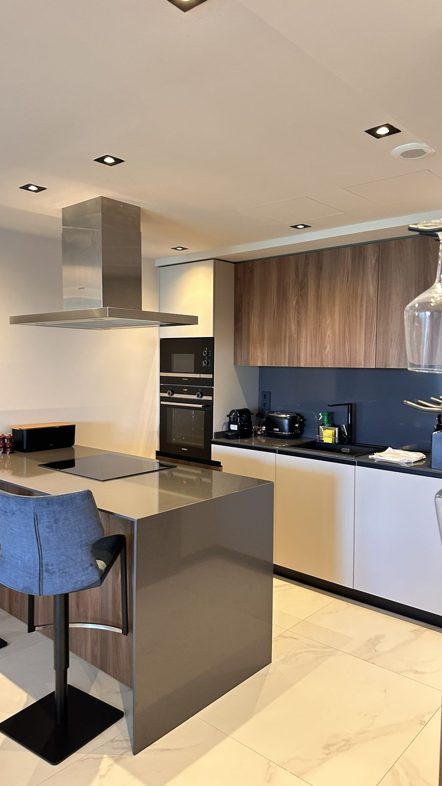 3 Bed Apartment for sale in San Pedro De Alcántara Costa Del Sol, Málaga, Spain
