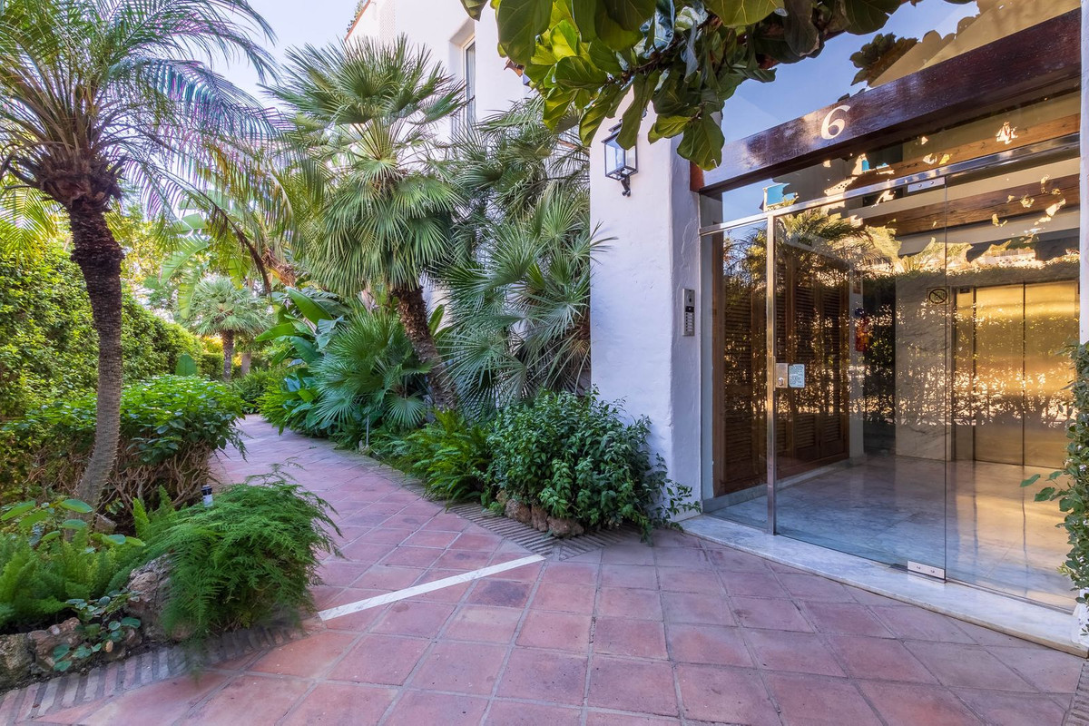 2 Bed Apartment for sale in Torremolinos Costa Del Sol, Málaga, Spain