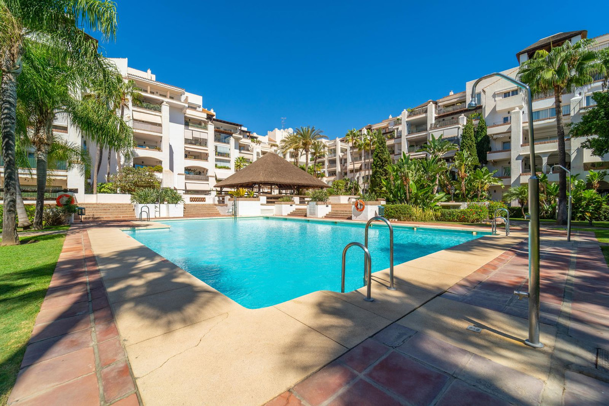 2 Bed Apartment for sale in Torremolinos Costa Del Sol, Málaga, Spain