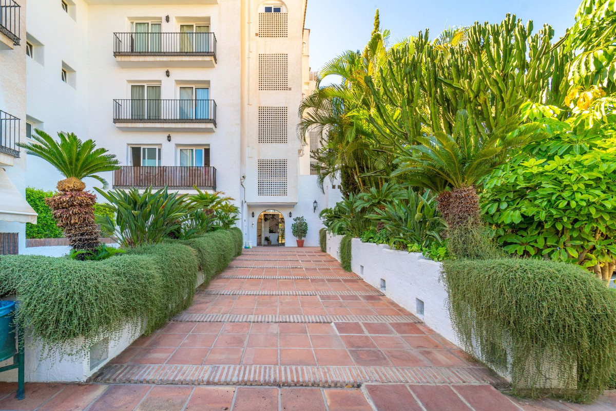 2 Bed Apartment for sale in Torremolinos Costa Del Sol, Málaga, Spain