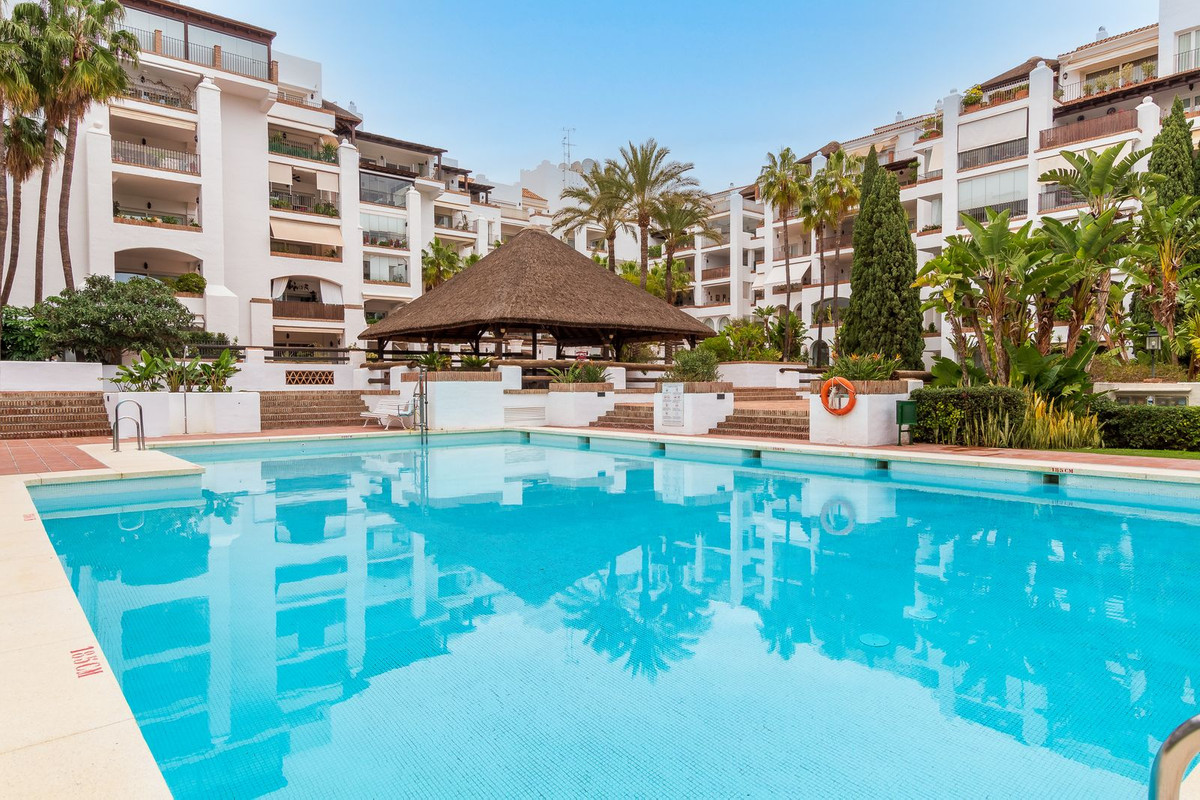 2 Bed Apartment for sale in Torremolinos Costa Del Sol, Málaga, Spain