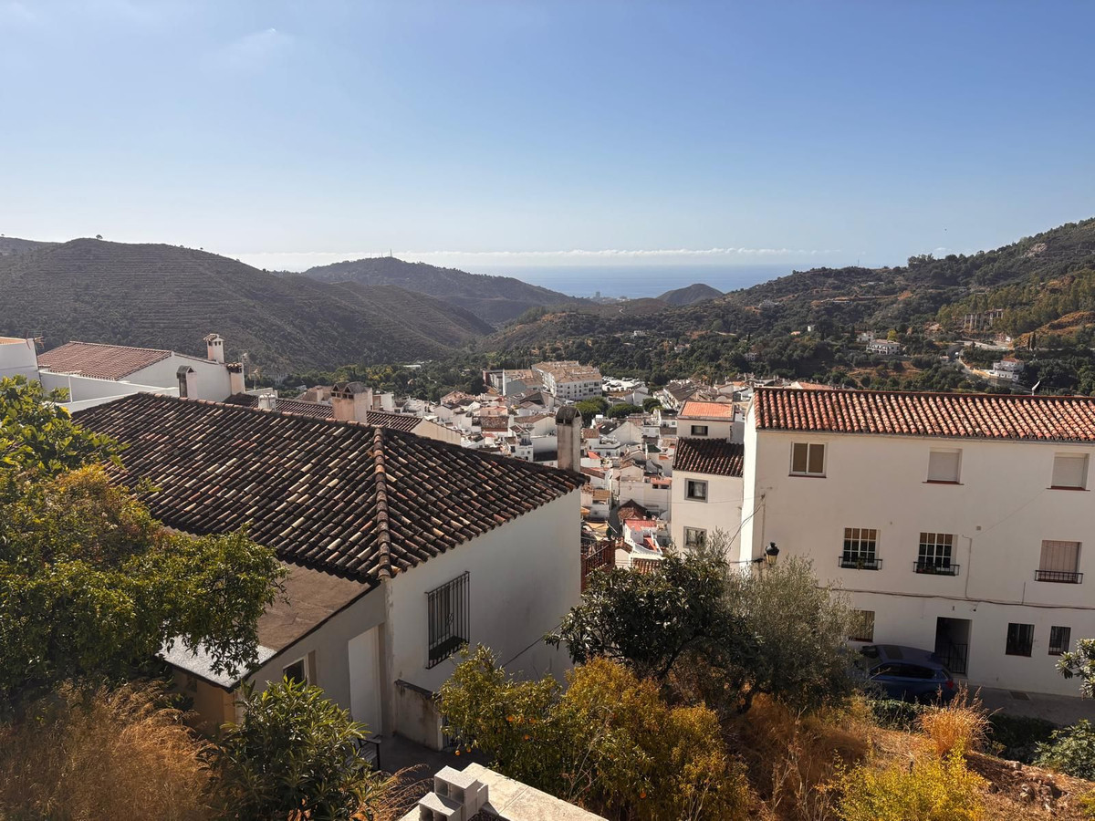 Se vende Apartamento Planta Media de 2 dormitorios en Costa Del Sol, Málaga, España