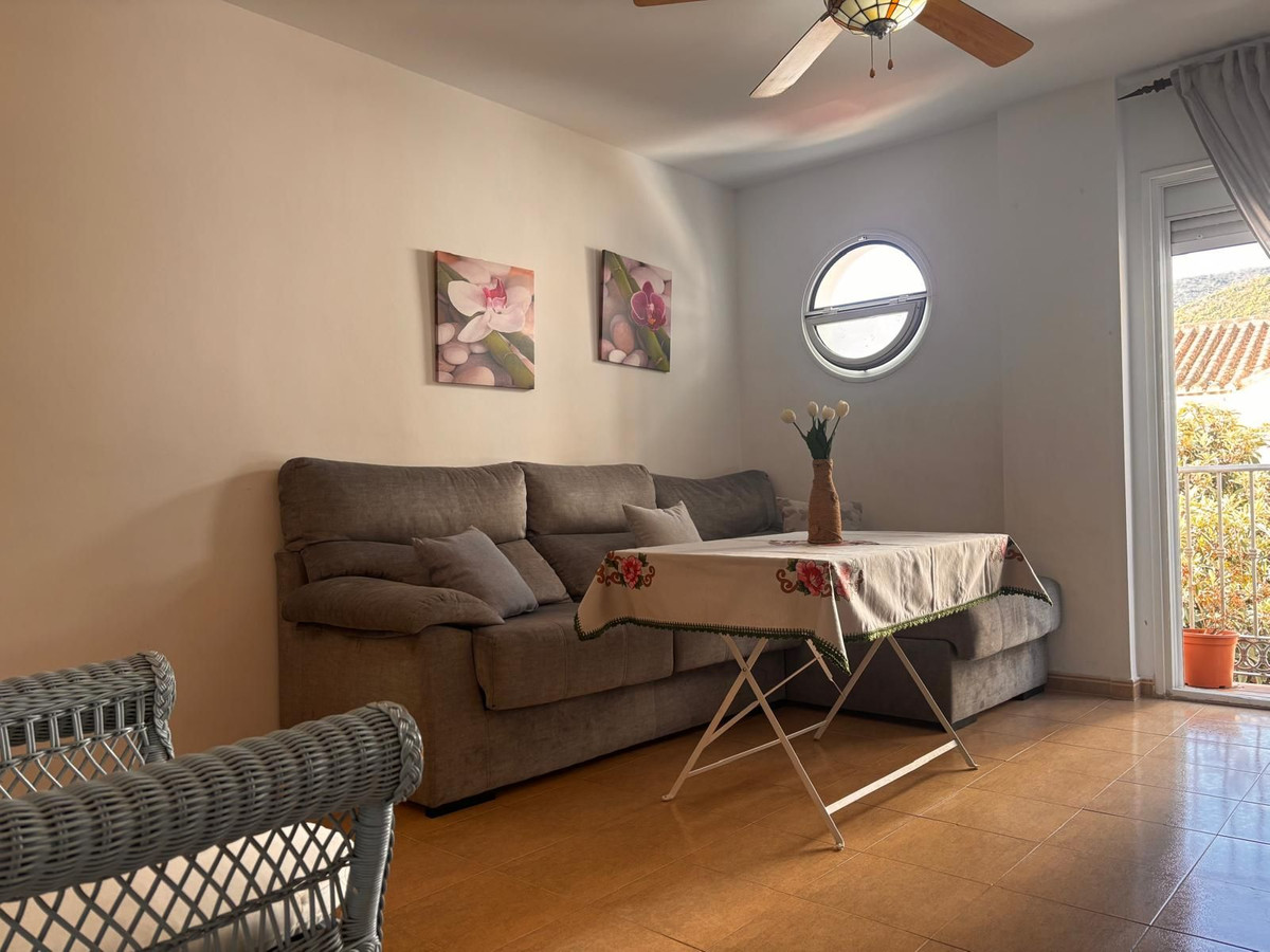 Se vende Apartamento Planta Media de 2 dormitorios en Costa Del Sol, Málaga, España