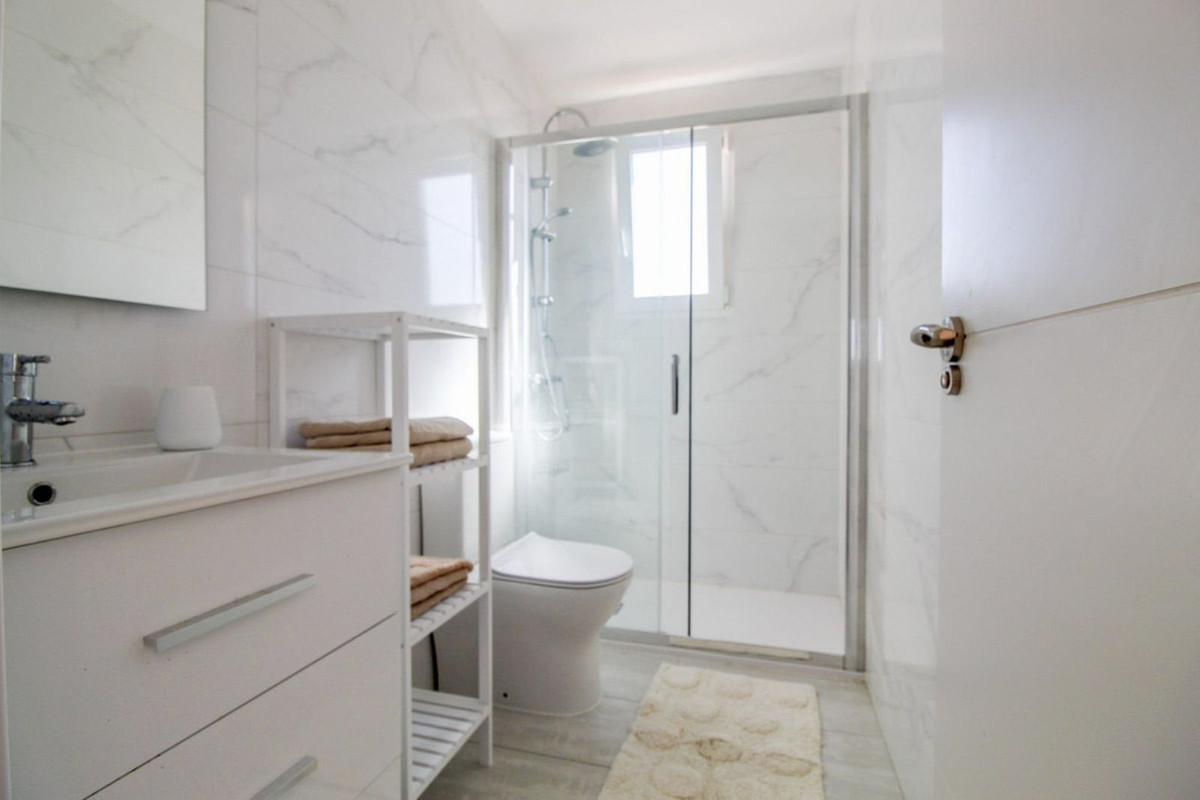 Se vende Ático de 2 dormitorios en Costa Blanca, Alicante, España