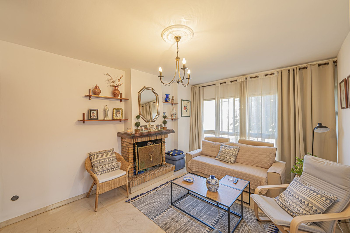 4 Bed Townhouse for sale in Marbella Costa Del Sol, Málaga, Spain