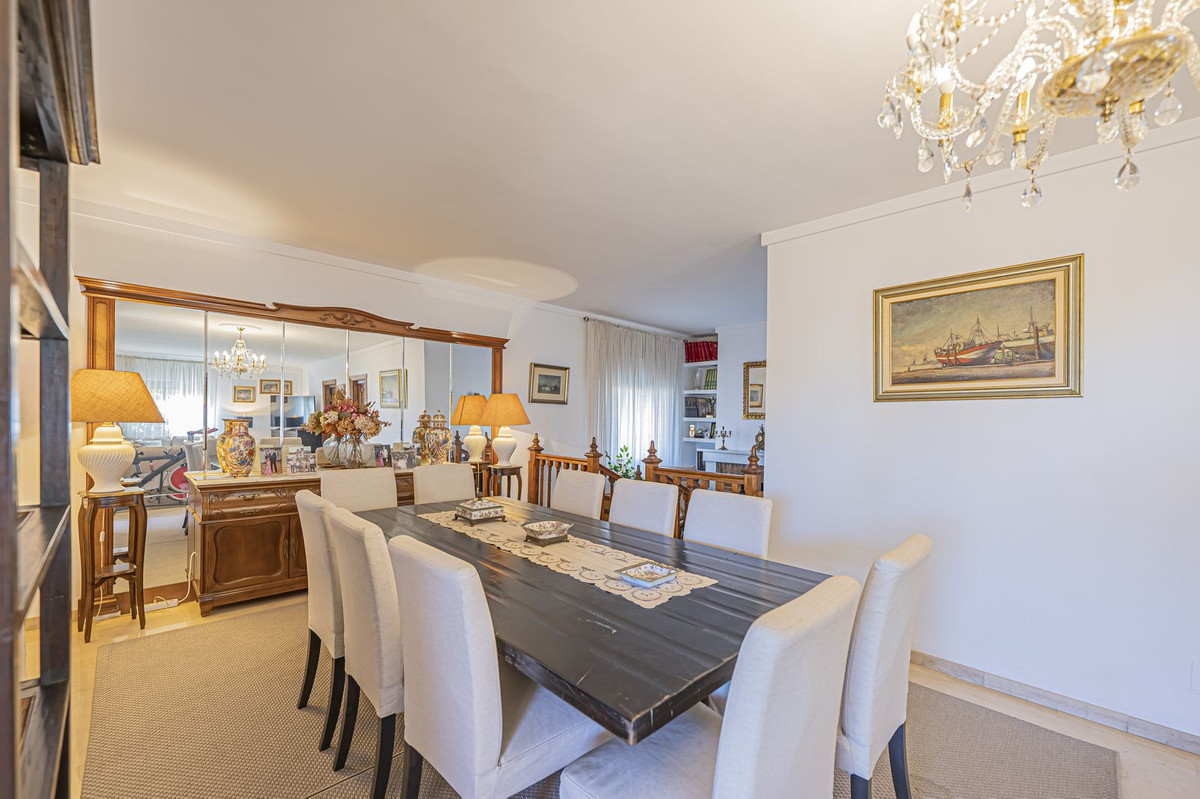 4 Bed Townhouse for sale in Marbella Costa Del Sol, Málaga, Spain