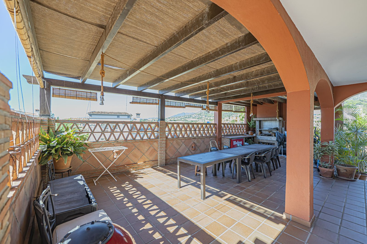 4 Bed Townhouse for sale in Marbella Costa Del Sol, Málaga, Spain