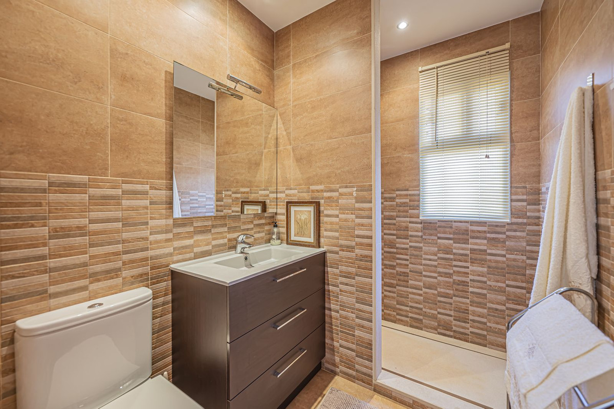 4 Bed Townhouse for sale in Marbella Costa Del Sol, Málaga, Spain