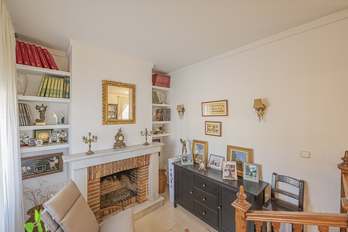 4 Bed Townhouse for sale in Marbella Costa Del Sol, Málaga, Spain