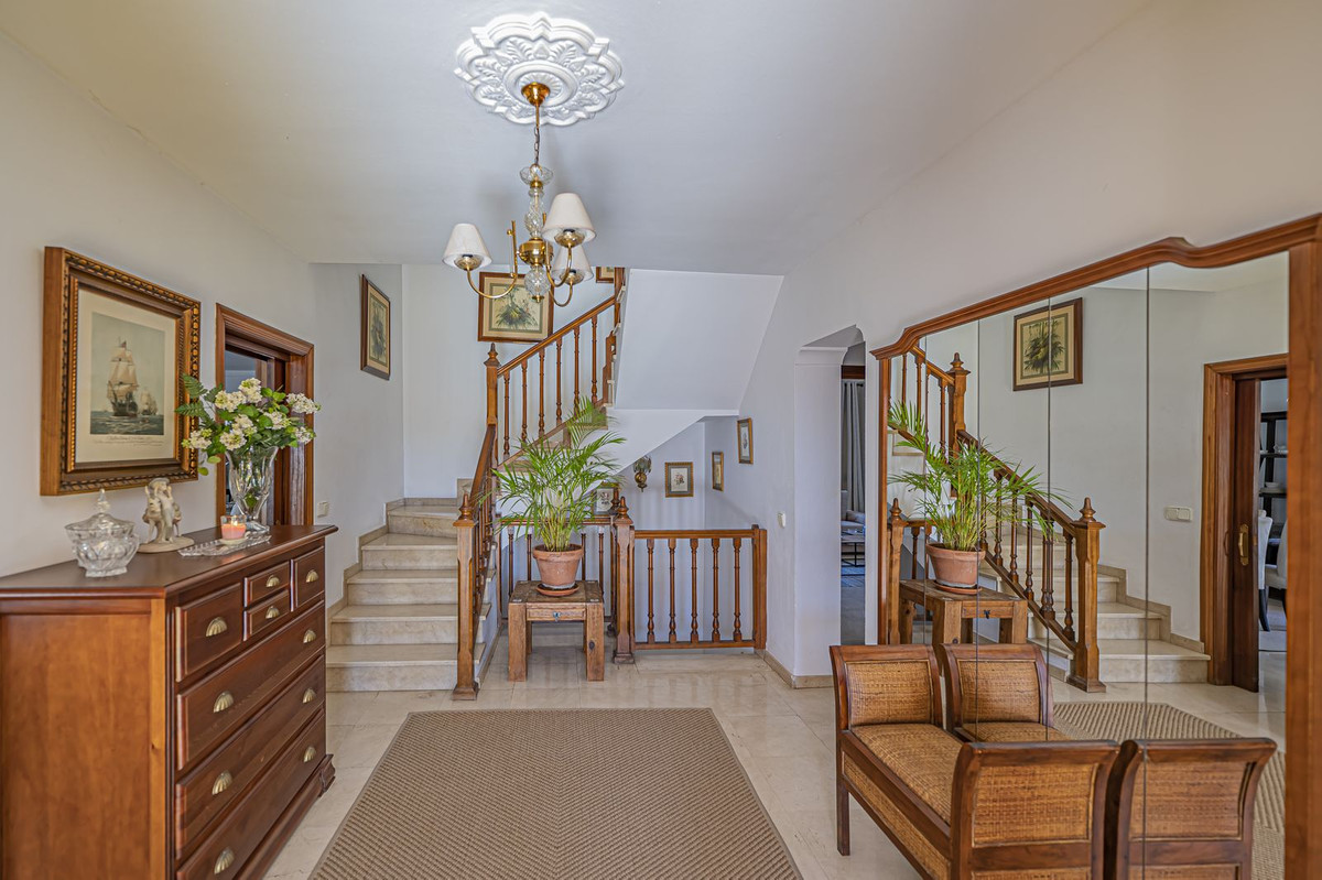 4 Bed Townhouse for sale in Marbella Costa Del Sol, Málaga, Spain
