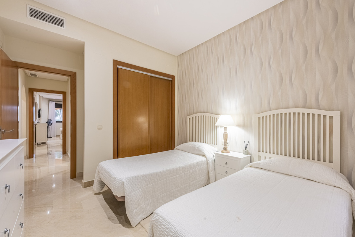 2 Bed Apartment for sale in Puerto Banús Costa Del Sol, Málaga, Spain