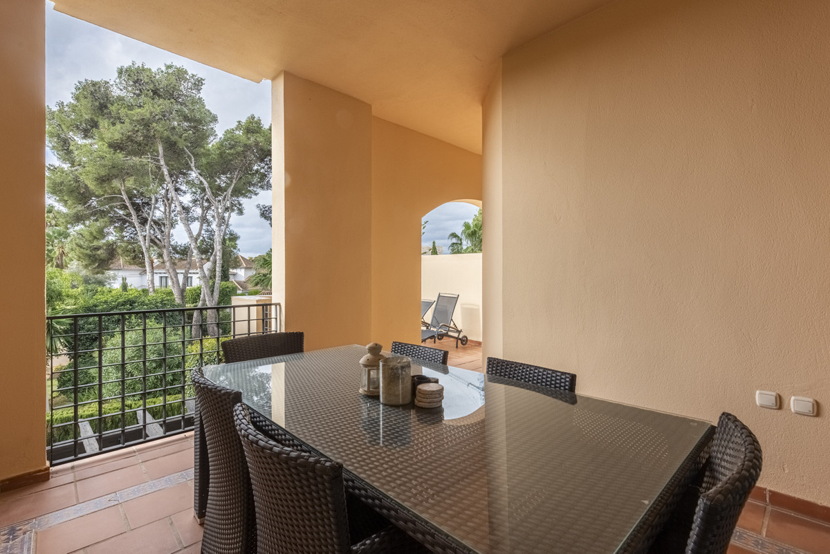 2 Bed Apartment for sale in Puerto Banús Costa Del Sol, Málaga, Spain