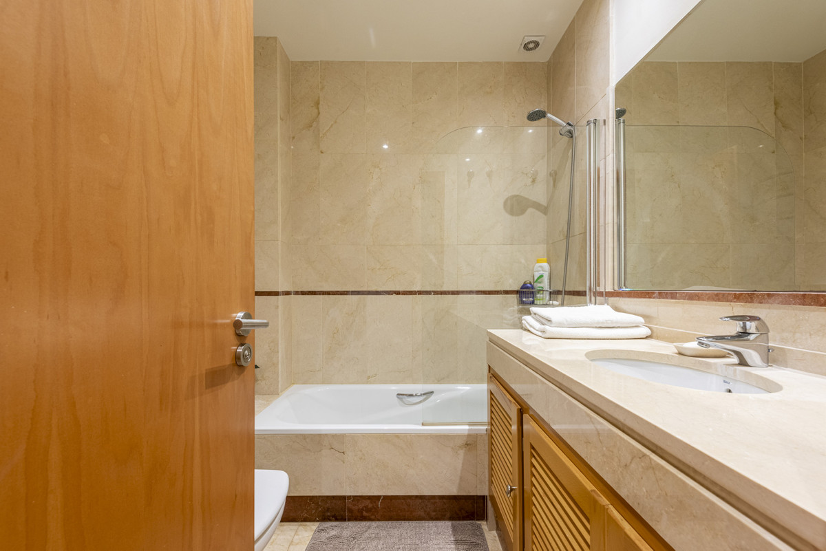 2 Bed Apartment for sale in Puerto Banús Costa Del Sol, Málaga, Spain
