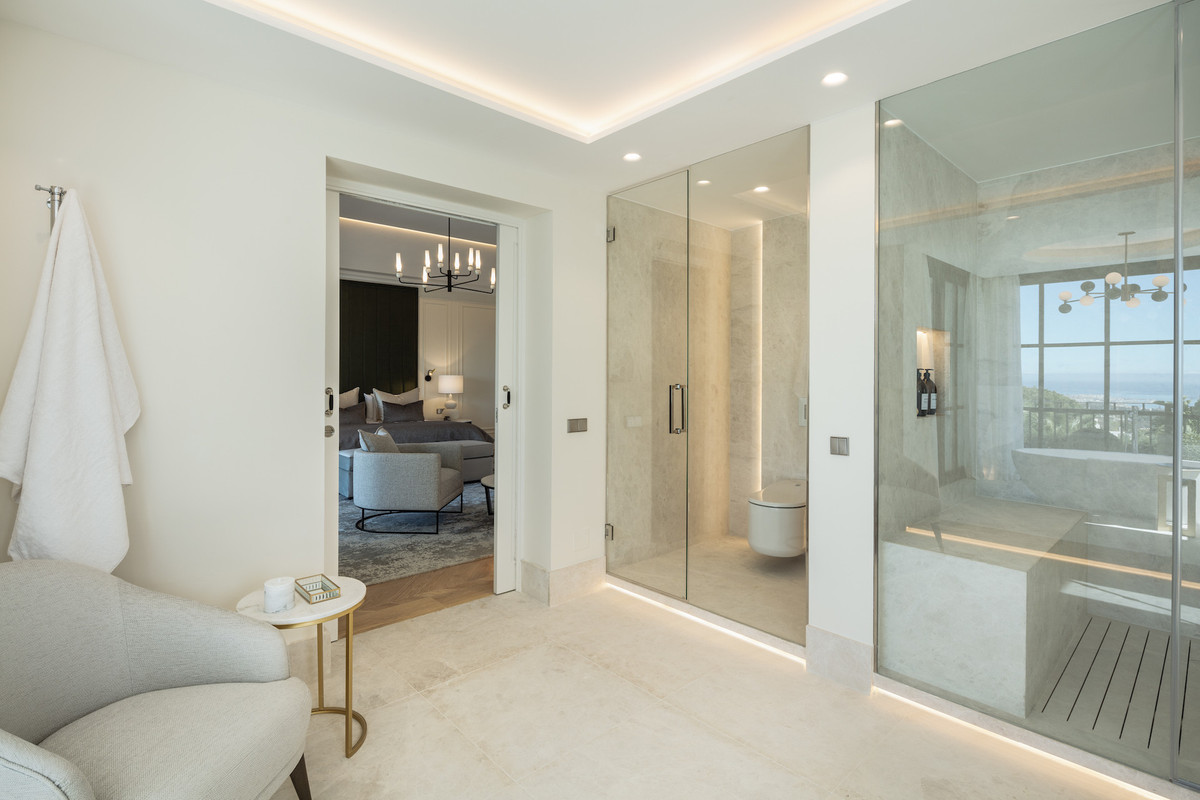 Se vende Villa - Chalet de 6 dormitorios en Costa Del Sol, Málaga, España