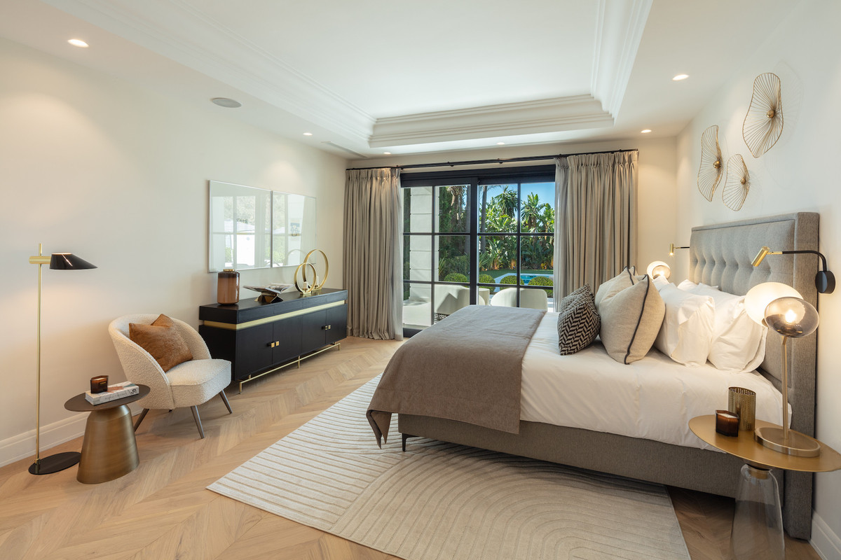 Se vende Villa - Chalet de 6 dormitorios en Costa Del Sol, Málaga, España