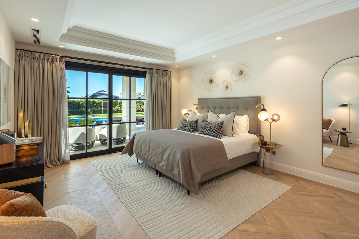 Se vende Villa - Chalet de 6 dormitorios en Costa Del Sol, Málaga, España