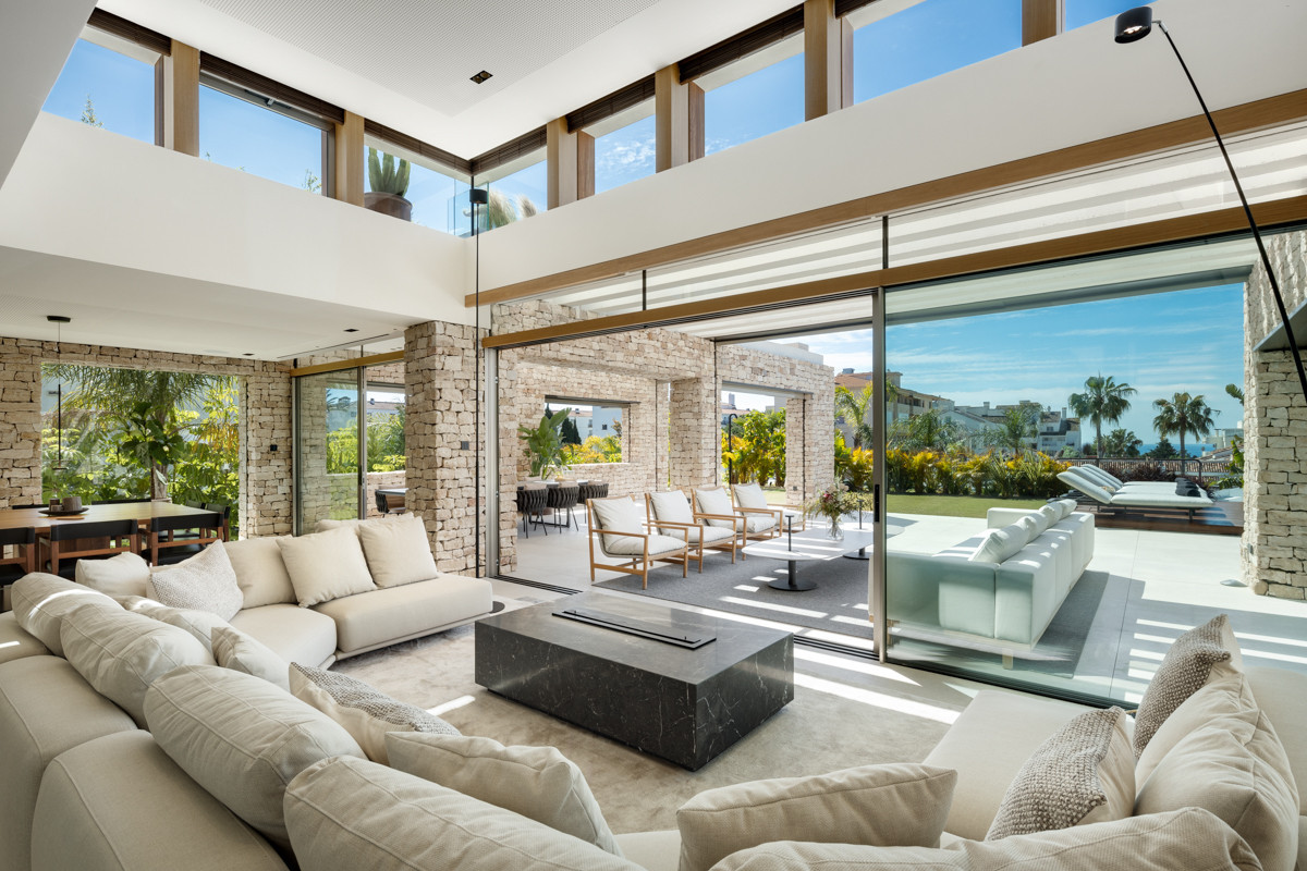Se vende Villa - Chalet de 5 dormitorios en Costa Del Sol, Málaga, España