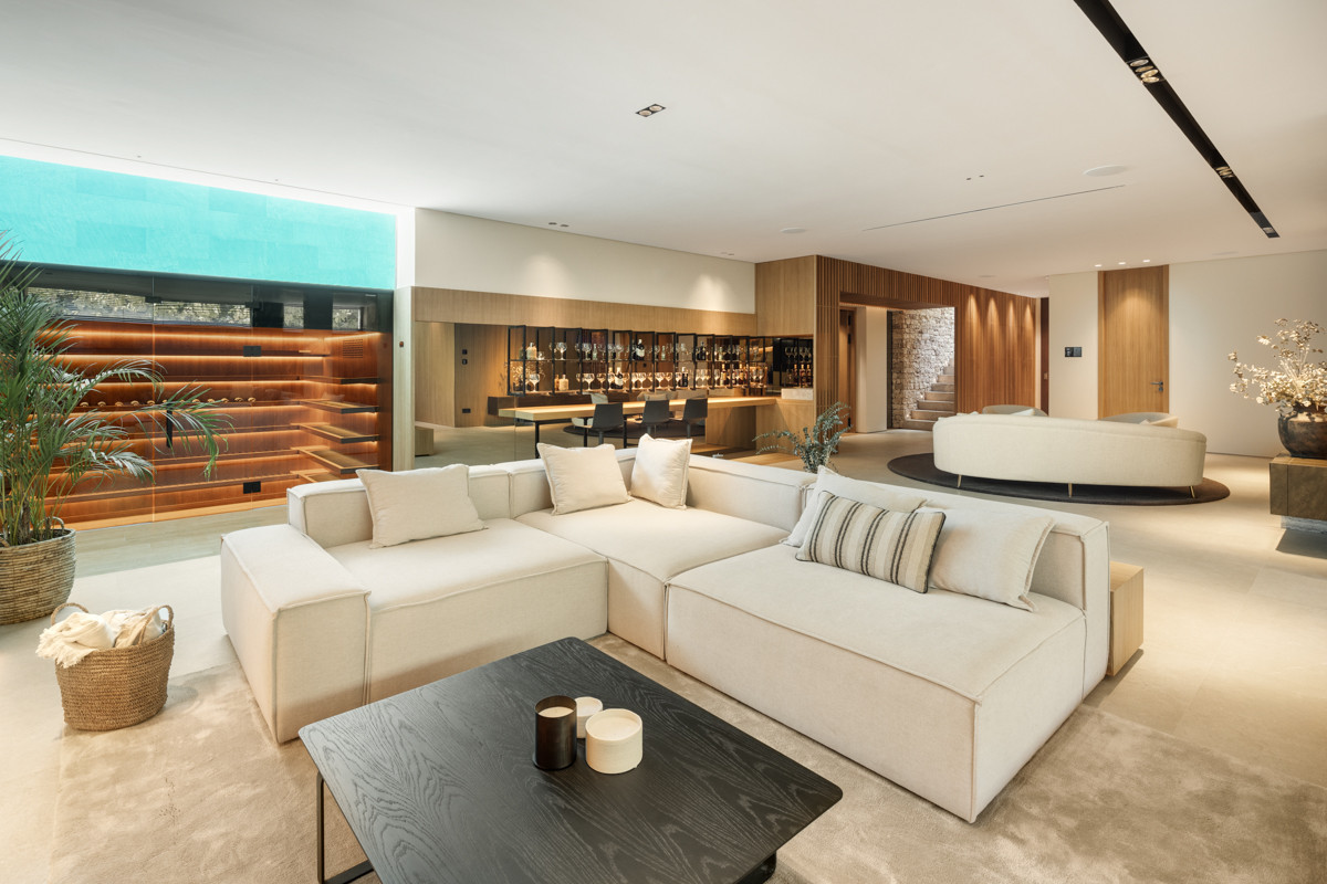 Se vende Villa - Chalet de 5 dormitorios en Costa Del Sol, Málaga, España