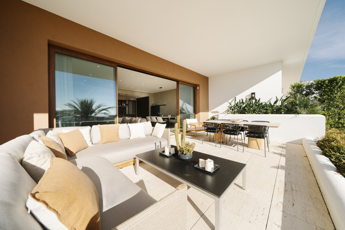 3 Bed Apartment for sale in Casares Costa Del Sol, Málaga, Spain