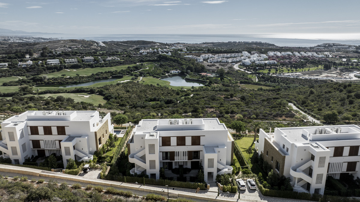 3 Bed Apartment for sale in Casares Costa Del Sol, Málaga, Spain